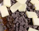 口どけなめらか♡ロッキーロードチョコ作り方1写真