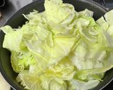 残りスペアリブの#簡単ちぎりキャベツ炒め作り方2写真