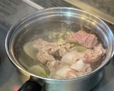 簡単★春菊と豚肉の中華スープ作り方5写真