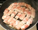チーズがとろ～り★豚肉の餅巻き甘辛炒め作り方3写真