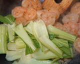 帆立だしでむきエビとチンゲン菜の中華炒め作り方4写真