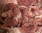 我が家の定番！豚こまスタミナ甘酢炒め作り方1写真