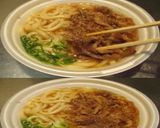 美味ドレの蜂蜜トムヤムソースで肉うどん！作り方2写真