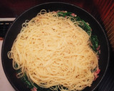 簡単☆ほうれん草とベーコンの和風パスタ作り方4写真