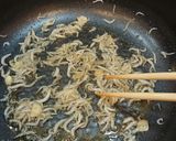 蕪の葉のニンニクしらす炒め作り方3写真