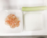 旨み凝縮！エビ鶏団子のクルトン揚げ♪作り方3写真