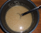 超簡単！鮭の炊き込みご飯！炊飯器使用！作り方1写真