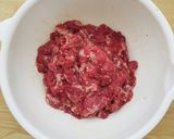 牛肉と春菊のオイスター炒め作り方1写真