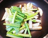 超簡単！山芋と小松菜のピリ辛味噌炒め！作り方5写真
