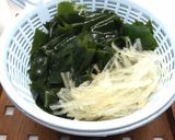 いつもの酢の物に大葉とみょうがをプラス作り方3写真