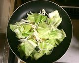超簡単☆激うまトリプルだしの超焼うどん作り方1写真