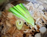 山形 芋煮 【醤油味バージョン】作り方14写真