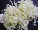 簡単！たっぷりキャベツと卵の半熟焼き作り方1写真
