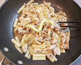 大根と豚肉のめんつゆバター炒め作り方4写真