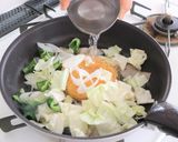 甘辛みそで炒める！回鍋肉風焼ビーフン作り方4写真