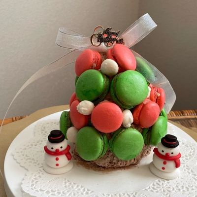 マカロンタワー クリスマスver. by マカロン研究中…。 【クックパッド