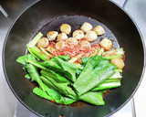 里芋に小松菜と小エビの醤油炒め作り方5写真