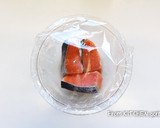 ロシア風★鮭と卵のクリスマスサラダ♬作り方1写真