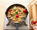 さば味噌と新じゃがのアヒージョ作り方7写真