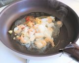 海老チリ風旨辛焼ビーフン作り方3写真