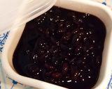黒豆の煮汁活用☆片栗粉で黒わらびもち作り方1写真