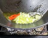 豚こま肉と大根に小松菜のピリ辛炒め作り方2写真