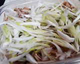 おかずになる豚肉のピリ辛サラダ作り方8写真