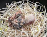 5分で完成！サバ缶ともやしのゆず塩糀炒め作り方3写真