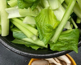 簡単♪野菜で一品♪青梗菜のニンニク炒め作り方1写真