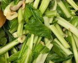 簡単♪野菜で一品♪青梗菜のニンニク炒め作り方3写真