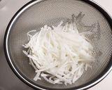 簡単副菜☆大根ワカメの梅マヨわさび和え作り方1写真