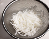簡単副菜☆大根ワカメの梅マヨわさび和え作り方1写真