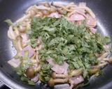 簡単！ぶなしめじと春菊のバター醤油炒め作り方5写真