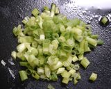 簡単！葱玉のお味噌汁　ごま生姜風味作り方1写真