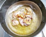 骨付き鶏もも肉と野菜とキノコのクリーム煮作り方3写真