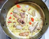 骨付き鶏もも肉と野菜とキノコのクリーム煮作り方8写真