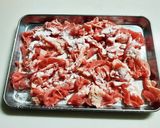 牛肉とピーマンパプリカのオイソ炒め作り方1写真