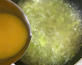ガツンと旨い！ふわふわ卵のにんにくスープ作り方7写真