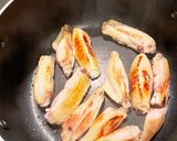 味染み♡手羽中と大根の煮物作り方3写真