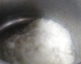 大根で蒸し、ヒガシマルのタレで煮る叉焼作り方1写真