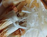 竹輪と油あげの大根ピリ辛炒め作り方1写真