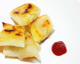 余ったフライドポテトとチーズの焼き春巻き作り方5写真