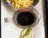 老抽で旨味たっぷりネギ焼きそば作り方1写真