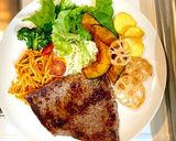 野菜素揚げをメインディッシュに盛り付ける作り方5写真
