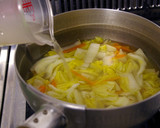 くたくた白菜ととり肉のやさしい中華スープ作り方4写真