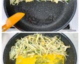 ご飯進む＊油揚げともやしのネギたま炒め＊作り方3写真
