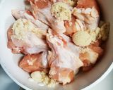 にんにく1玉で作る鶏手羽元と大根の黒酢煮作り方2写真