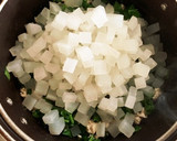 角切り大根と鶏ひき肉の炒め煮作り方4写真