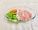豚肉と野菜のレンジ蒸し作り方2写真