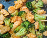 簡単！激ウマ！鶏ささみとブロッコリー炒め作り方5写真